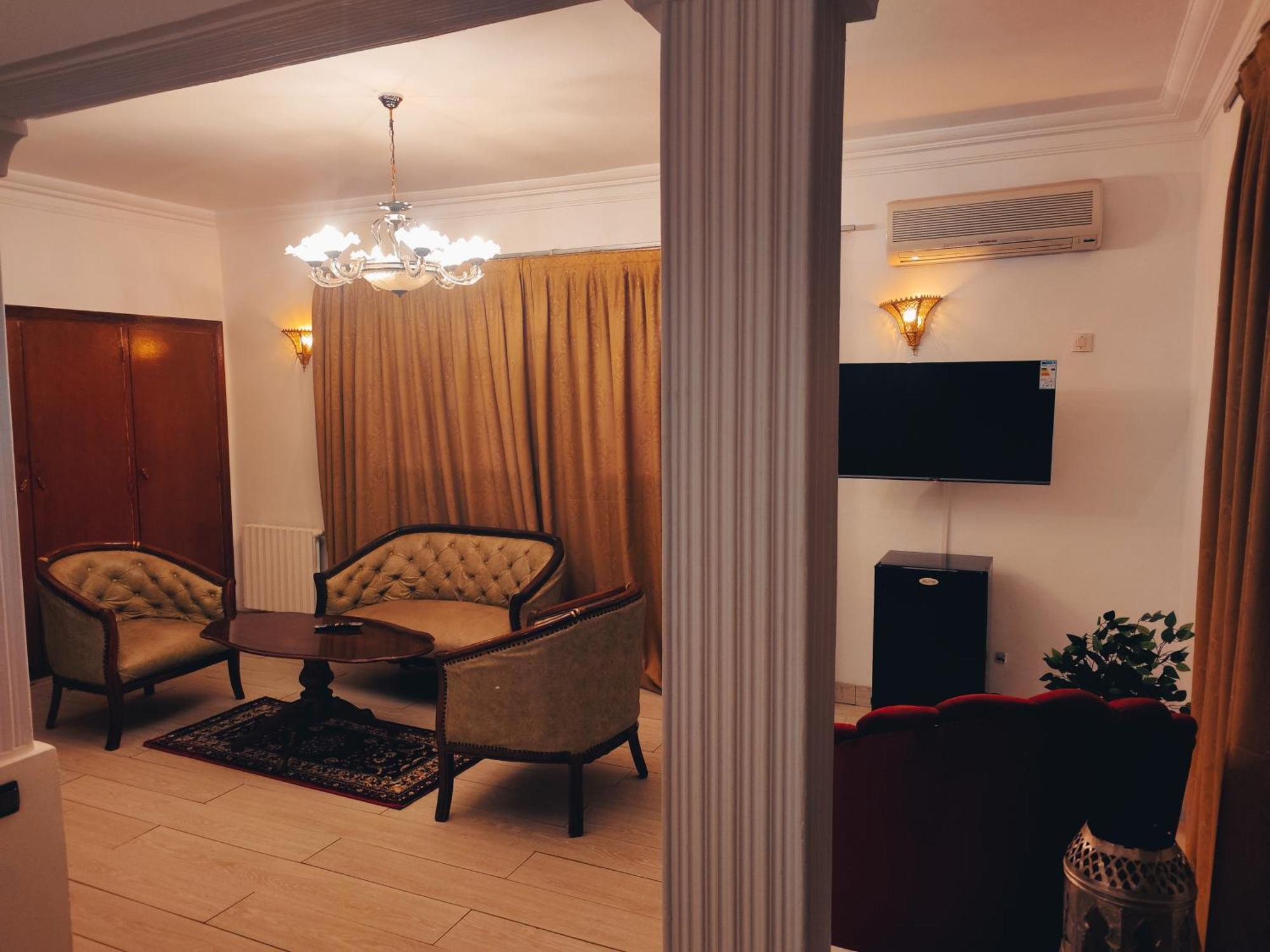 Hotel Amrouss Touristic Darmaroc Azrou Exteriér fotografie
